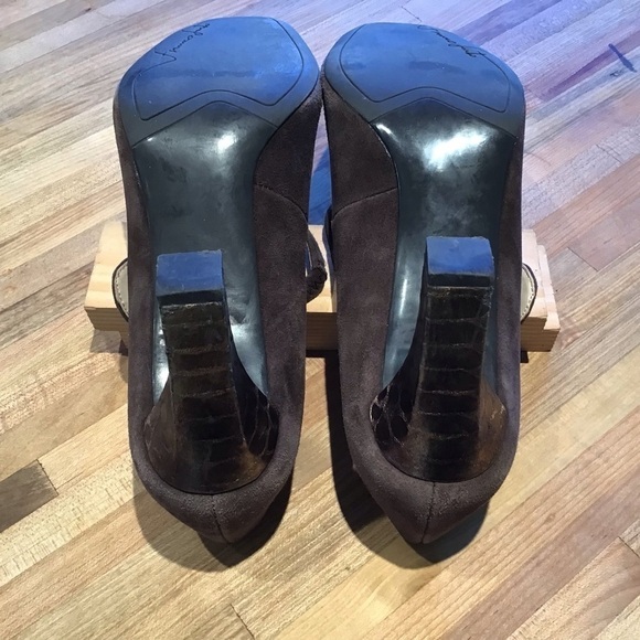 Franco Sarto Brown Suede Ulrich Mary Jane Bronze Cap Toe Heels Size 7.5 M. - Picture 5 of 10